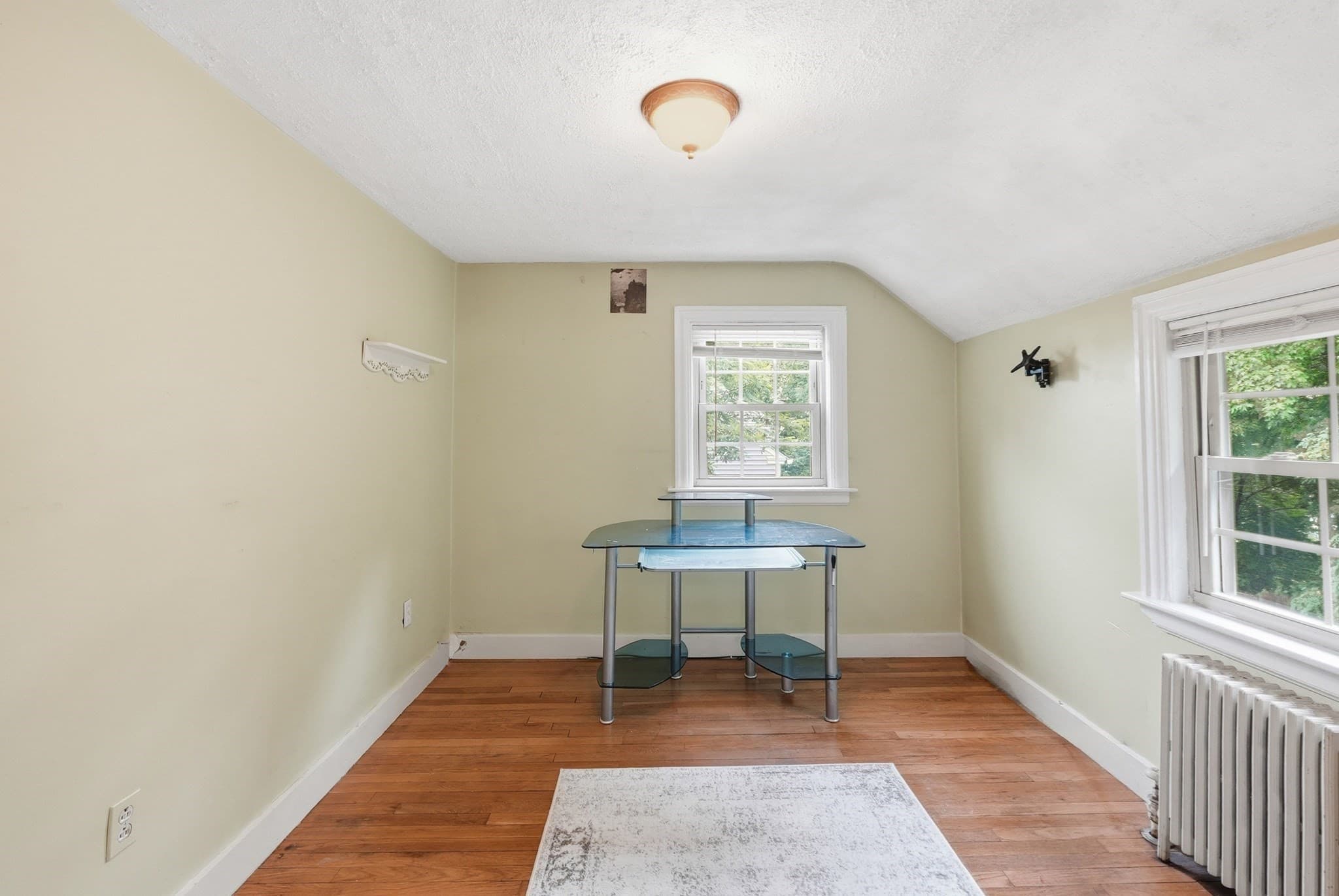 Single Family Residence at 154 Barnard Rd, Worcester MA 01605, photo 27 of 37