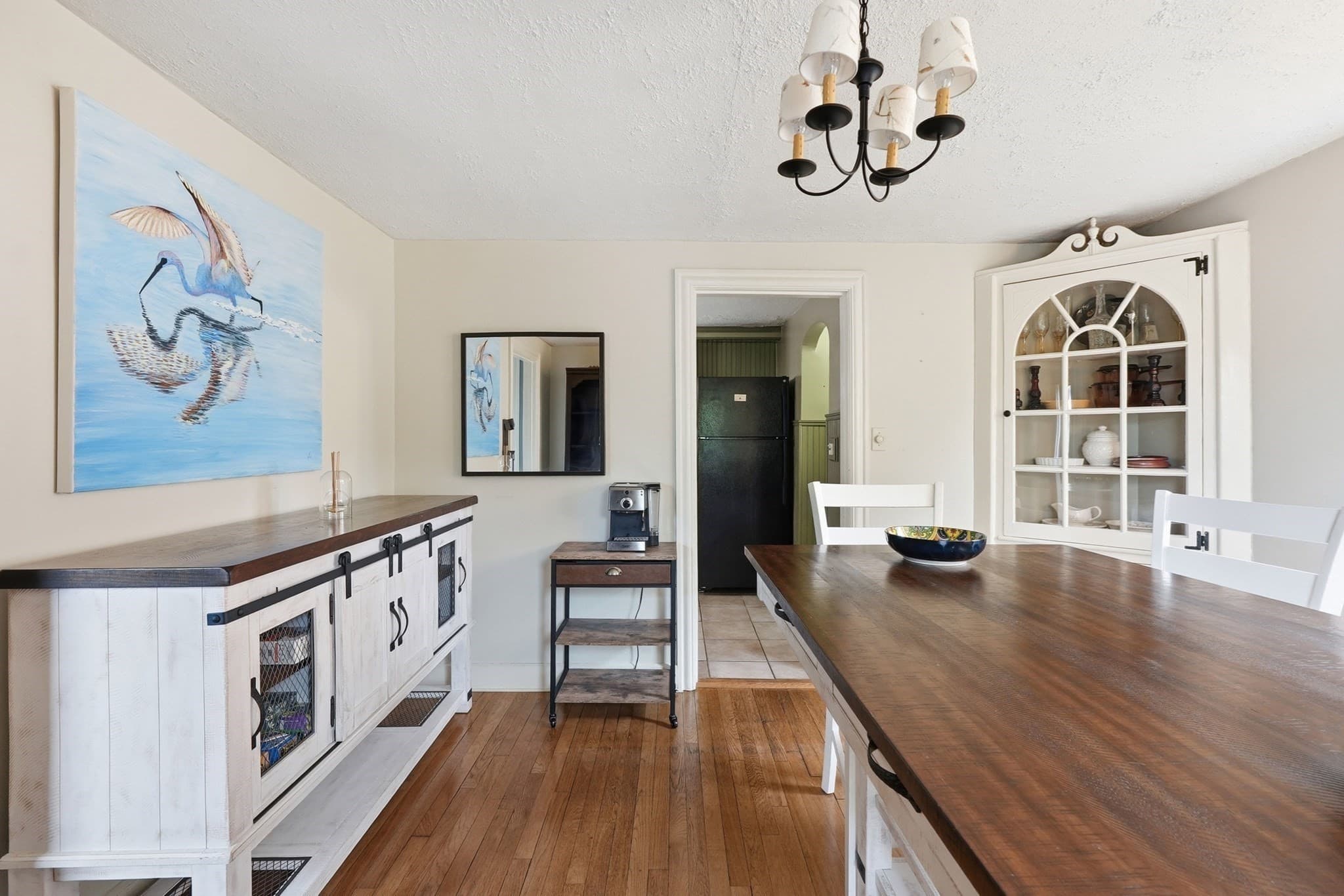 Single Family Residence at 154 Barnard Rd, Worcester MA 01605, photo 6 of 37