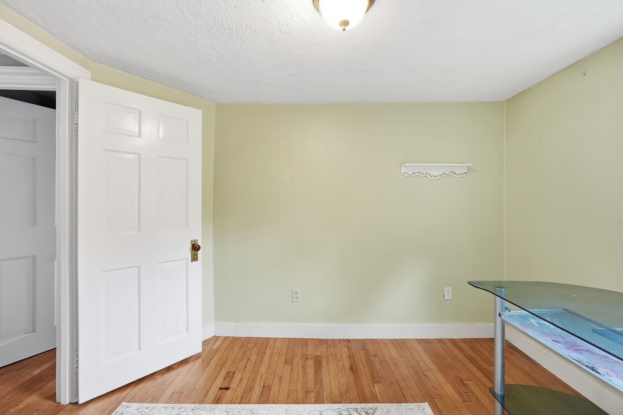 Single Family Residence at 154 Barnard Rd, Worcester MA 01605, photo 26 of 37