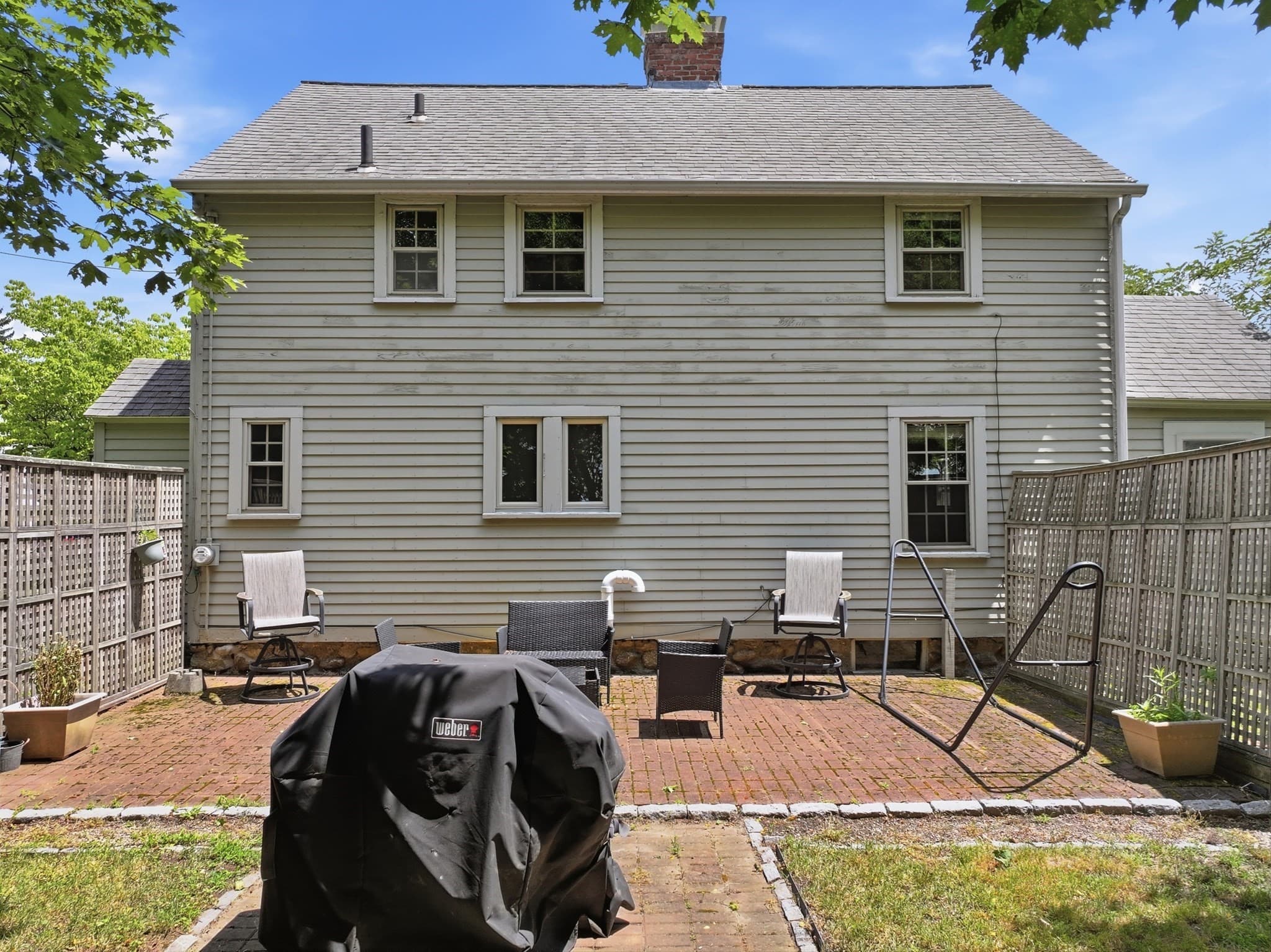 Single Family Residence at 154 Barnard Rd, Worcester MA 01605, photo 33 of 37