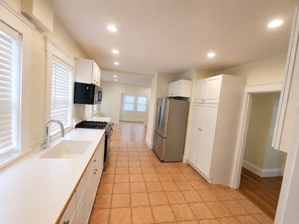 70 Putnam Street # 70, Watertown MA 02472 photo 10