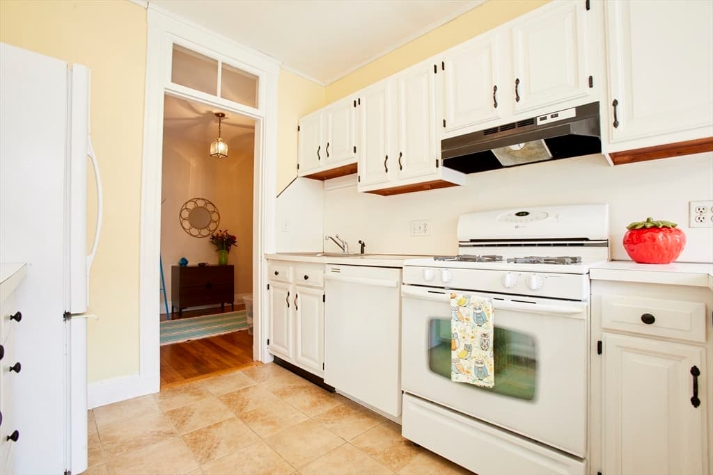 Condominium at 11 Vinal St # 5A, Boston MA 02135, Boston, photo 7 of 22