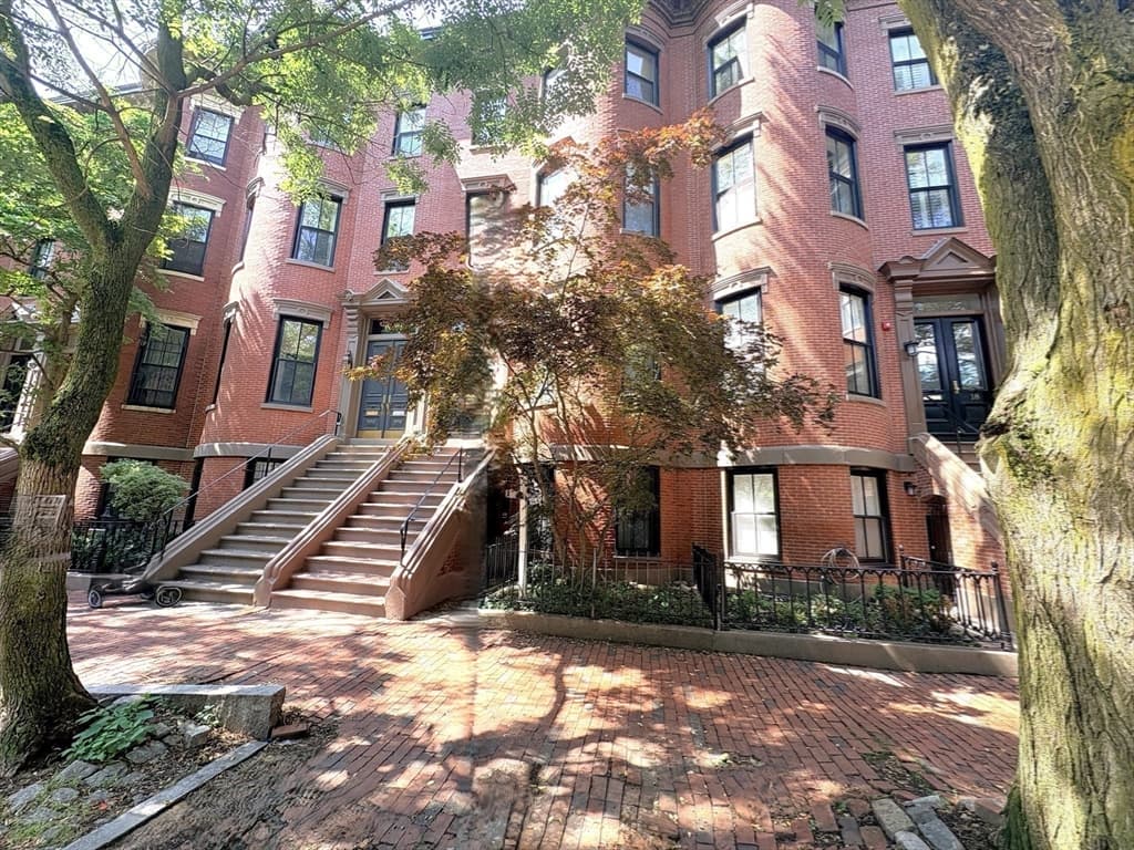 Condominium at 16 Claremont Park # 1, Boston MA 02118, Boston, photo 31 of 41