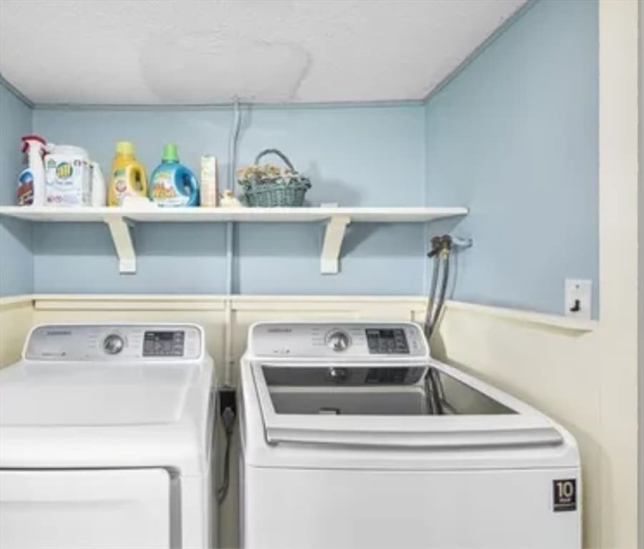 560 Allen Ave, North Attleboro MA 02760 photo 17