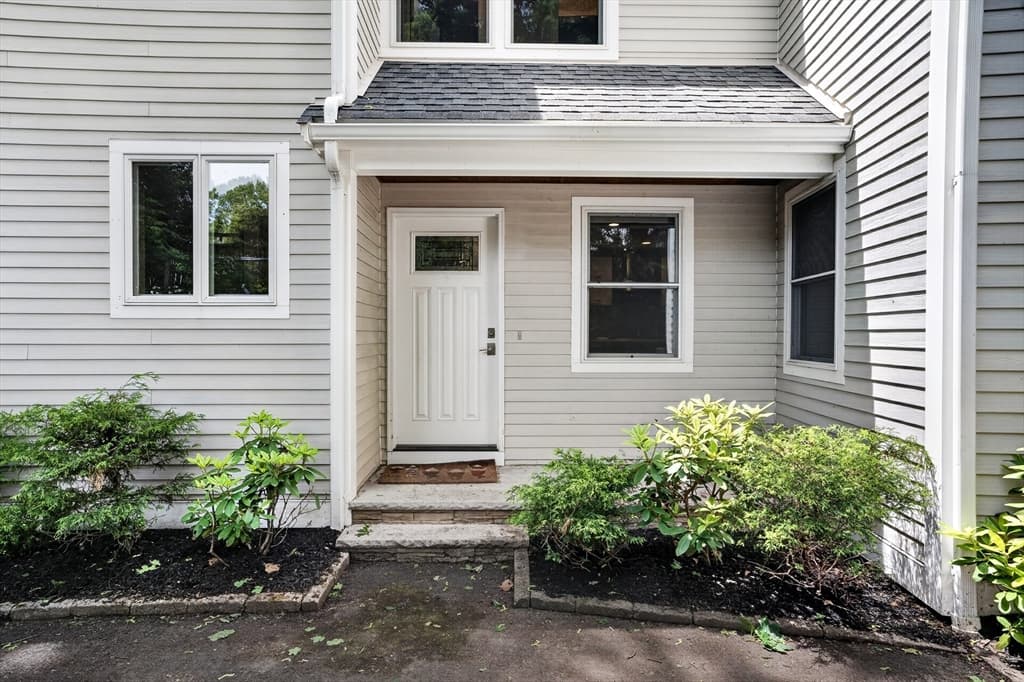 Condominium at 142 Edinboro St # 142, Newton MA 02460, photo 39 of 40