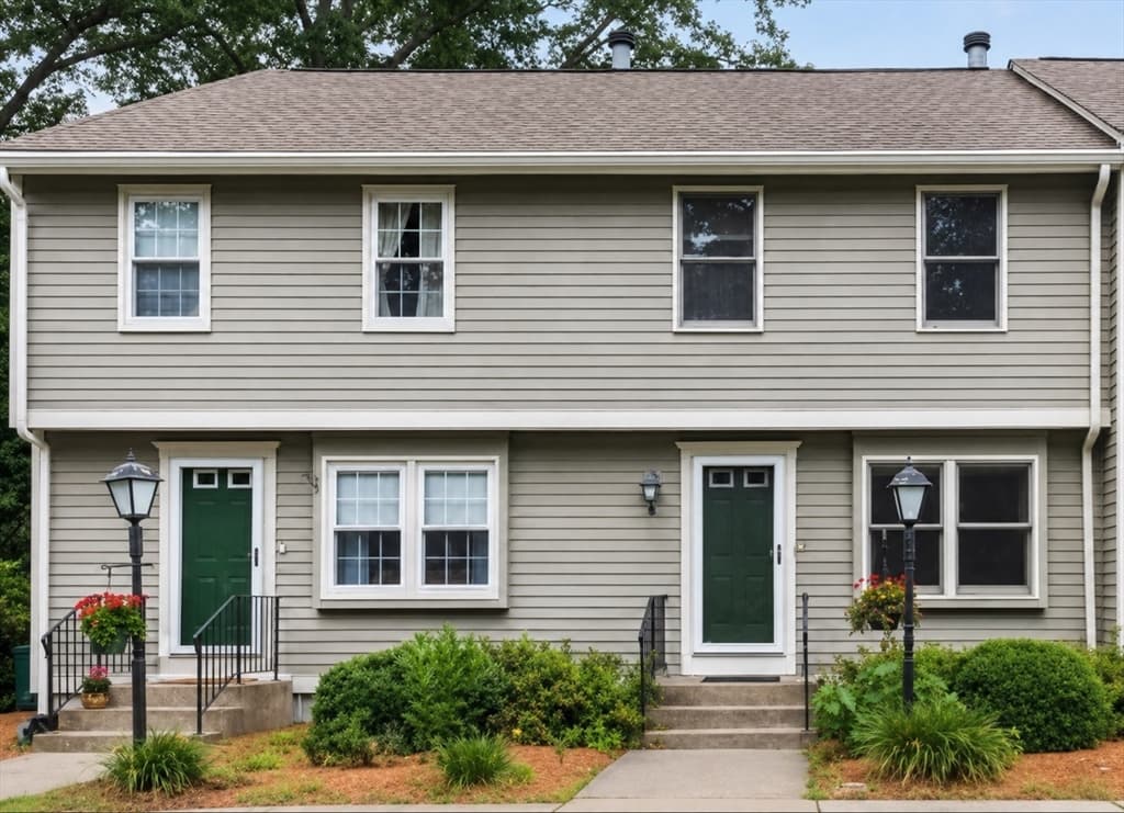 145 South St # 6, Walpole MA 02081