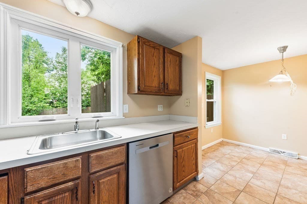 145 South St # 6, Walpole MA 02081 photo 10