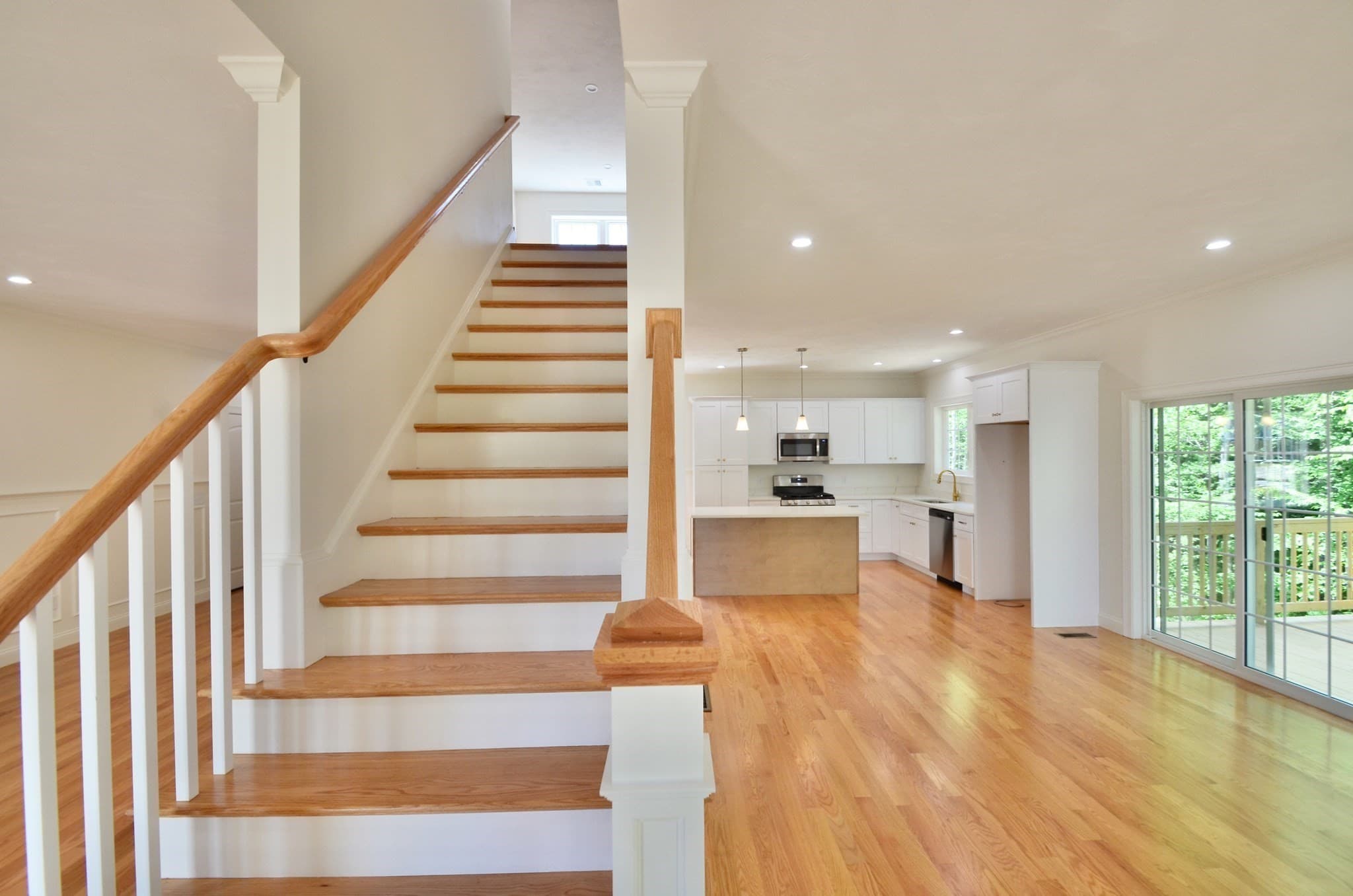 Single Family Residence at 19A Crownshield # 19A, Uxbridge MA 01569, photo 7 of 16