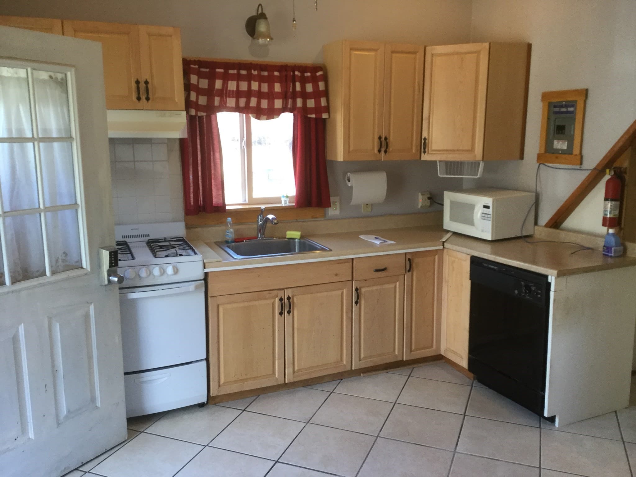 Multi Family at 461 Warren Wright Rd, Belchertown MA 01007, photo 14 of 18