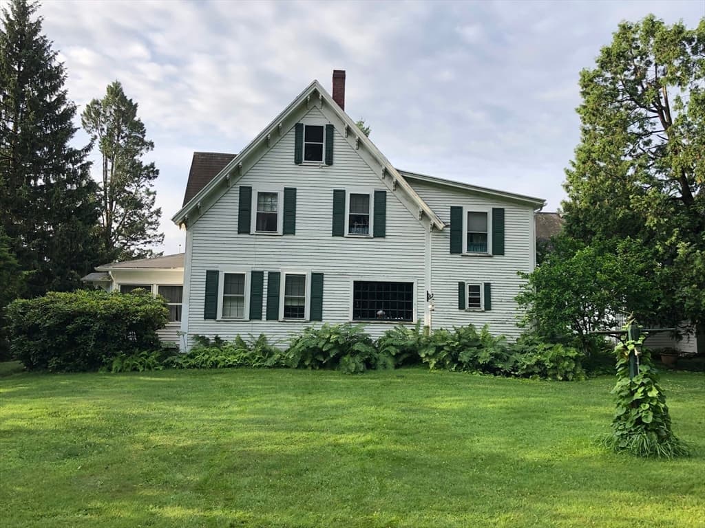 12 Nelson Pl, Worcester MA 01605 photo 4