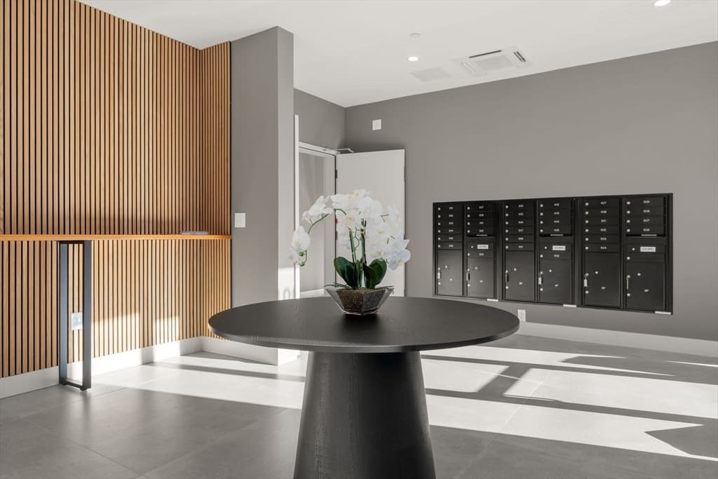 Condominium at 100 Lincoln Street # 304, Boston MA 02135, Boston, photo 25 of 26