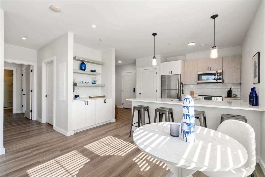 10 Somerset # 402, Winthrop MA 02152 photo 7
