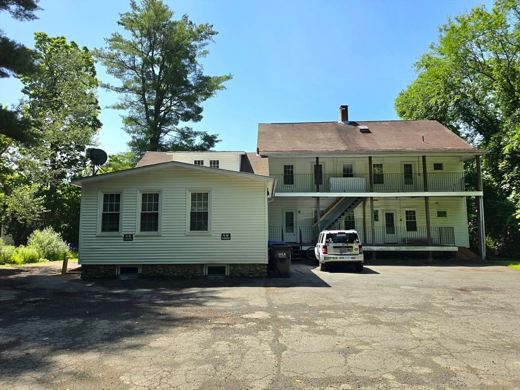 702-704 Main St, Amherst MA 01002 photo 28