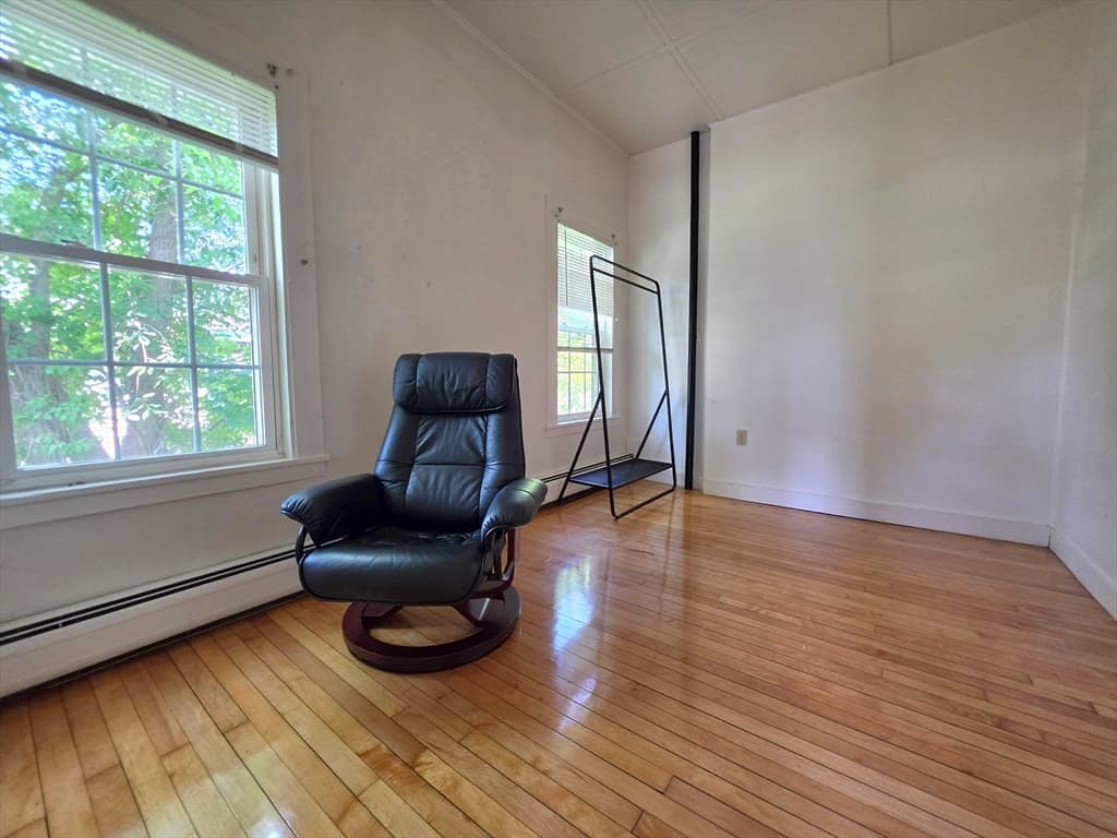 702-704 Main St, Amherst MA 01002 photo 18