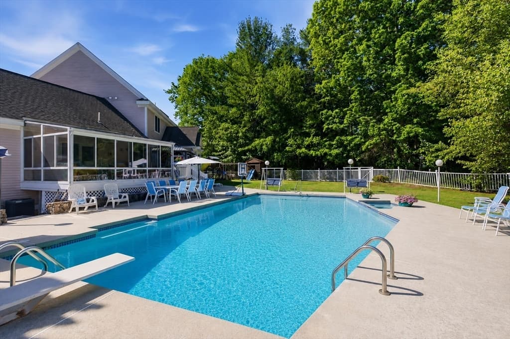 15 Long Pasture Rd, North Andover MA 01845 photo 3