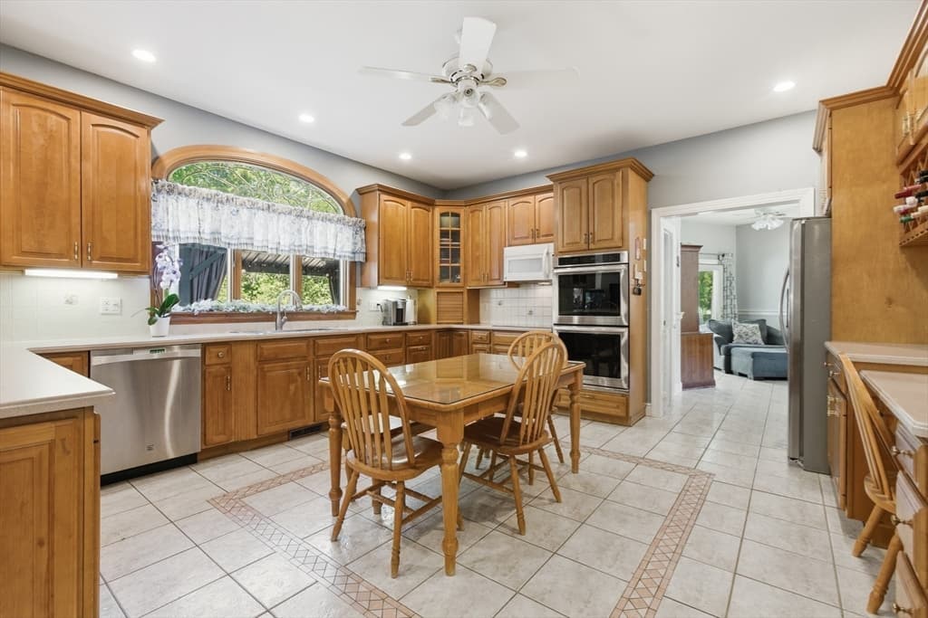 15 Long Pasture Rd, North Andover MA 01845 photo 11