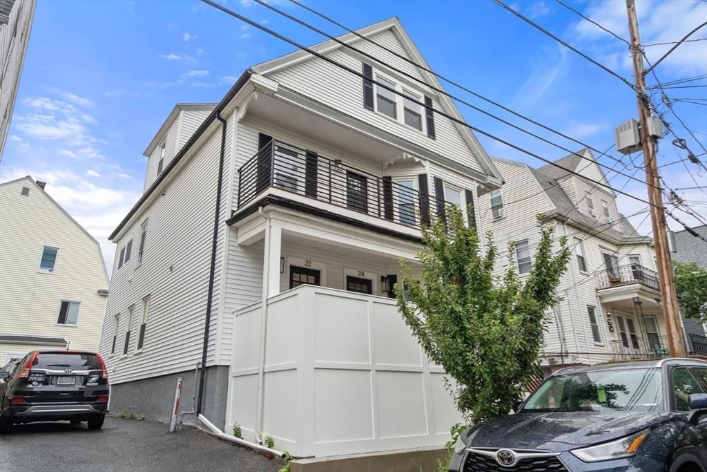 22 Charnwood Rd # 2, Somerville MA 02144 photo 3