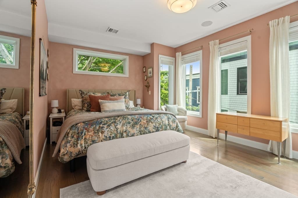 Condominium at 15 Wendeller St # 2, Boston MA 02127, Boston, photo 13 of 24