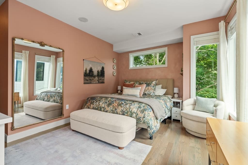 Condominium at 15 Wendeller St # 2, Boston MA 02127, Boston, photo 15 of 24
