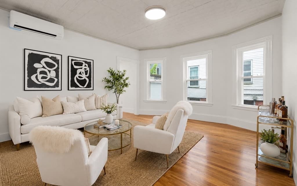 22 Charnwood Rd # 1, Somerville MA 02144