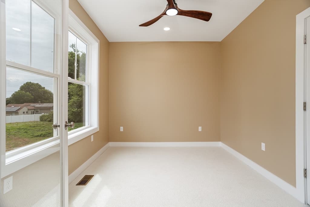 2 Elm, Westminster MA 01473 photo 12