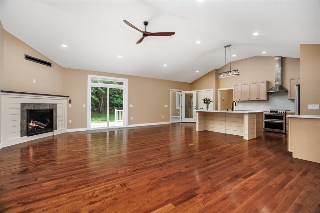 2 Elm, Westminster MA 01473 photo 5
