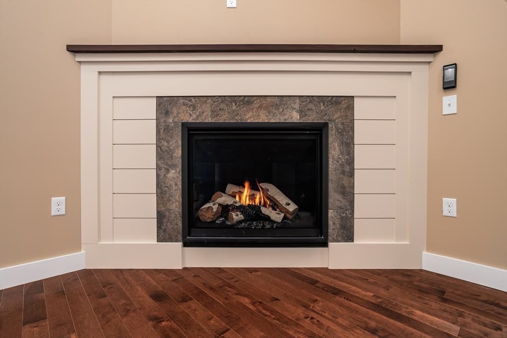 2 Elm, Westminster MA 01473 photo 10