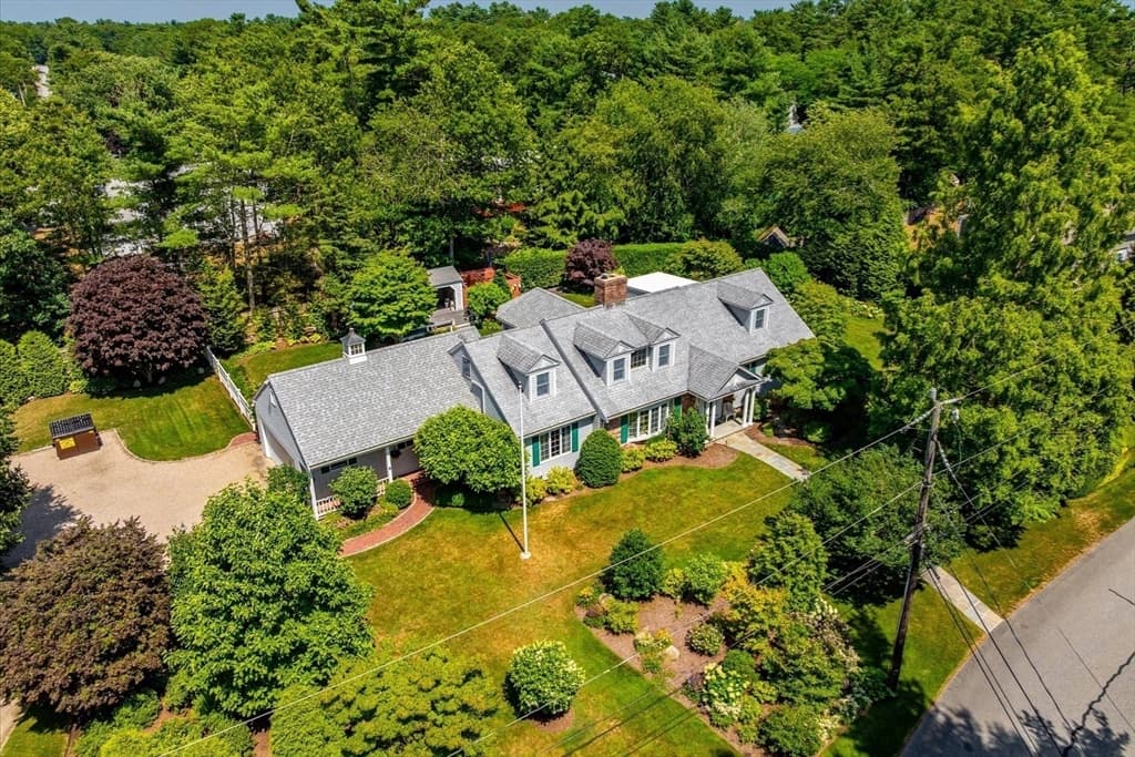 175 Hickory Hill Circle, Barnstable MA 02655