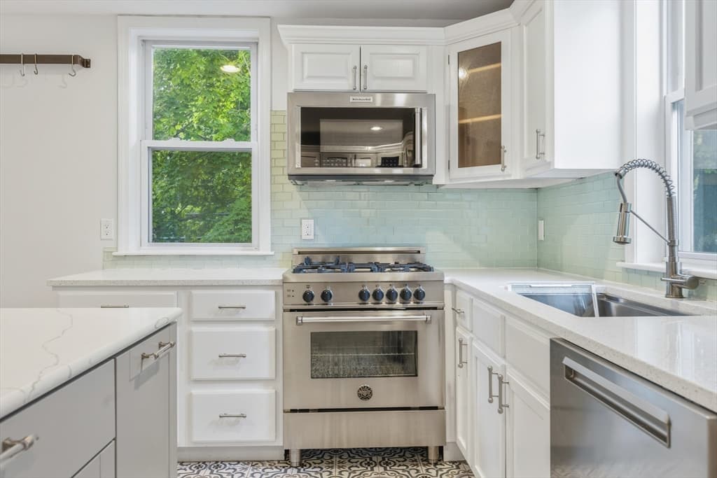 20 Ocean Ave # 4, Marblehead MA 01945 photo 10