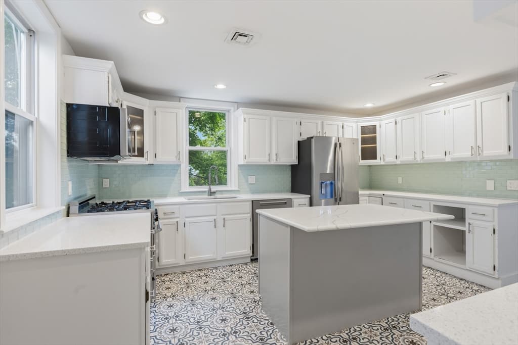 20 Ocean Ave # 4, Marblehead MA 01945 photo 11