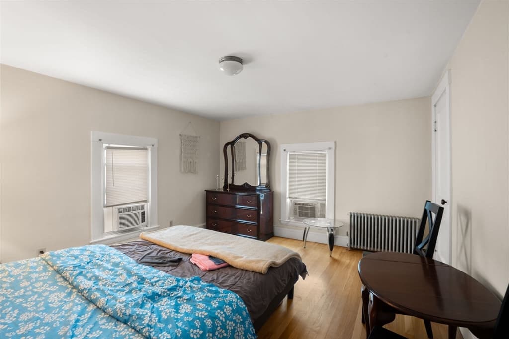 35 Middle St, Newton MA 02458 photo 16