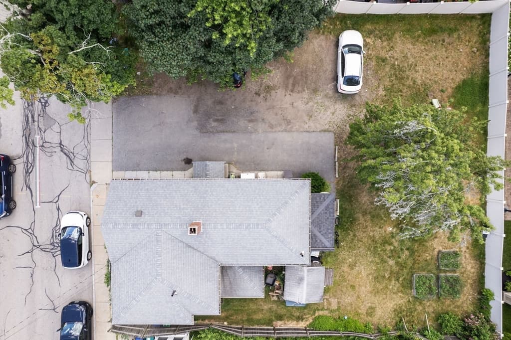 35 Middle St, Newton MA 02458 photo 24