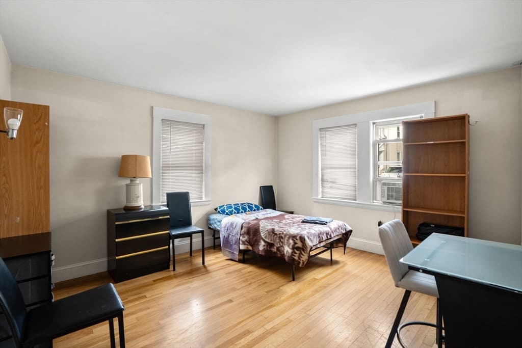 35 Middle St, Newton MA 02458 photo 15