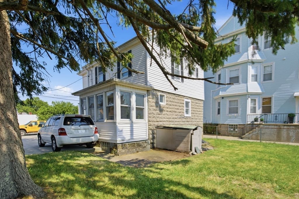 27 Johnson St, Fall River MA 02723 photo 23