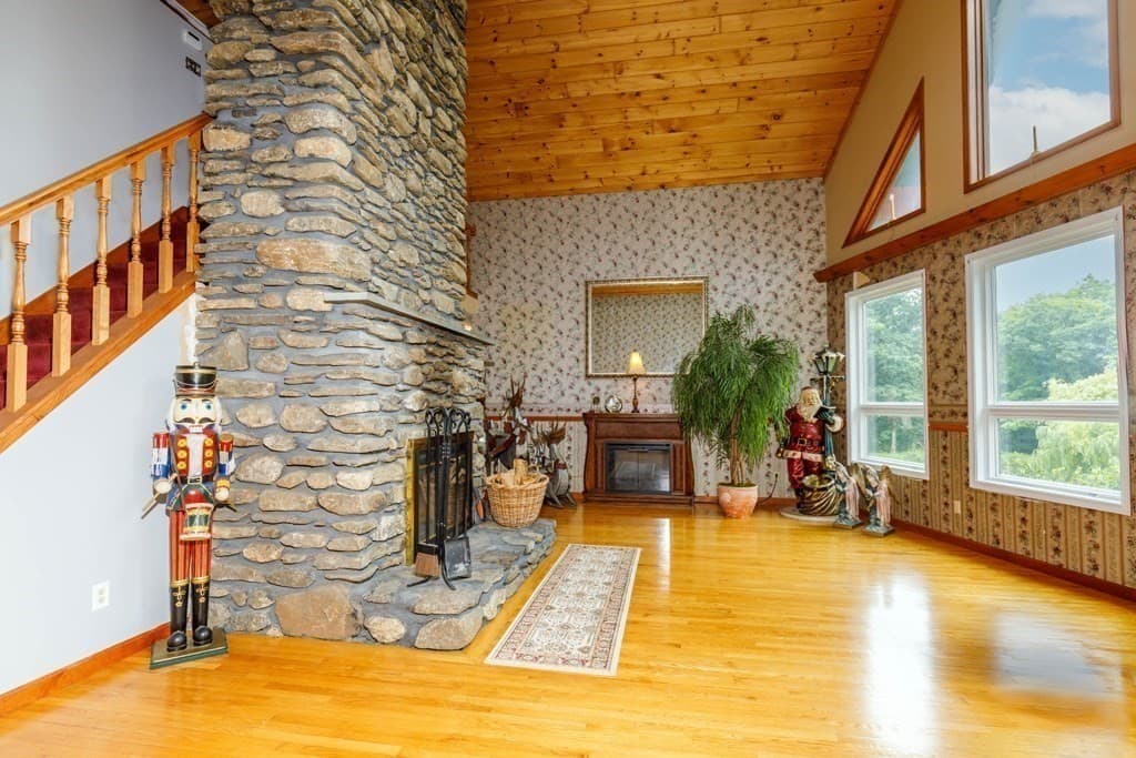 Single Family Residence at 58 Rice Road, Templeton MA 01468, Templeton, photo 7 of 36