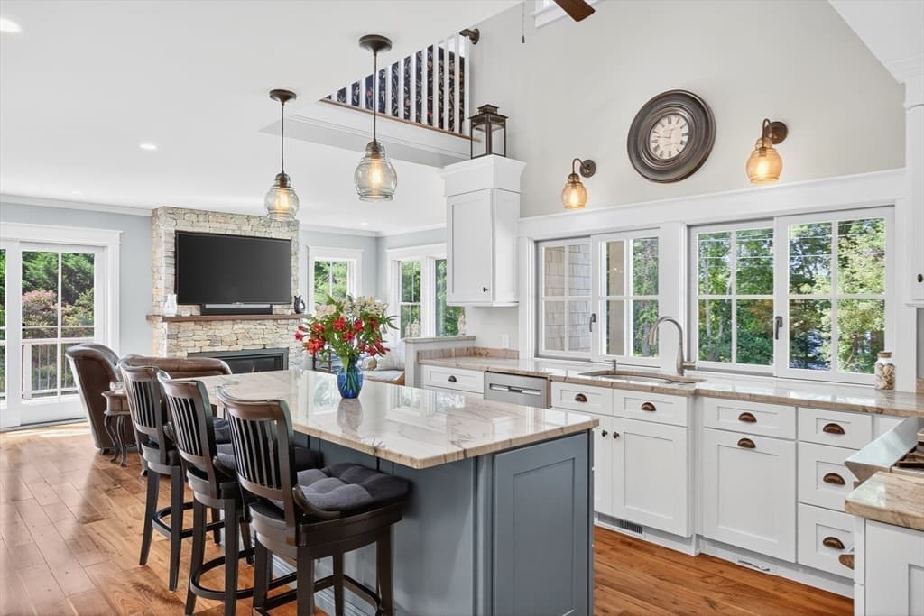 105 Bay Road, Barnstable MA 02635 photo 4
