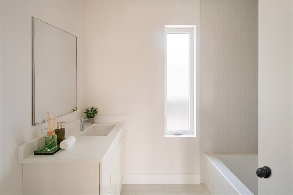 60 Franklin St # 2, Somerville MA 02145 photo 24
