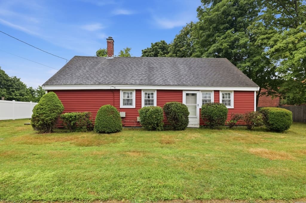 68 Chestnut St., Franklin MA 02038