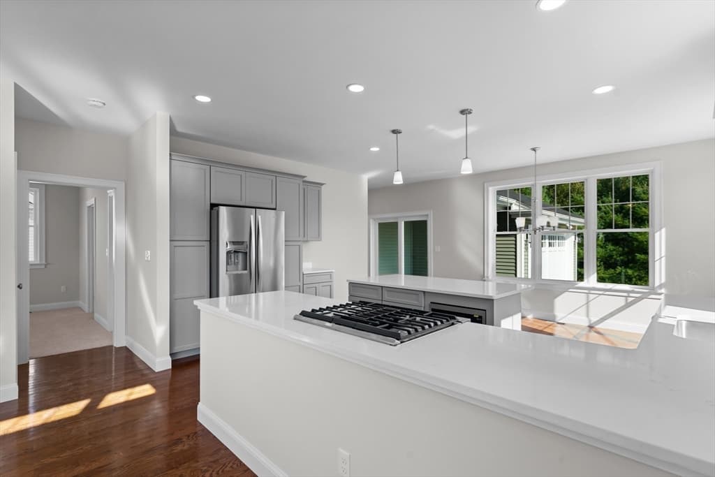 0-4 Hunter Circle, Rehoboth MA 02769 photo 7