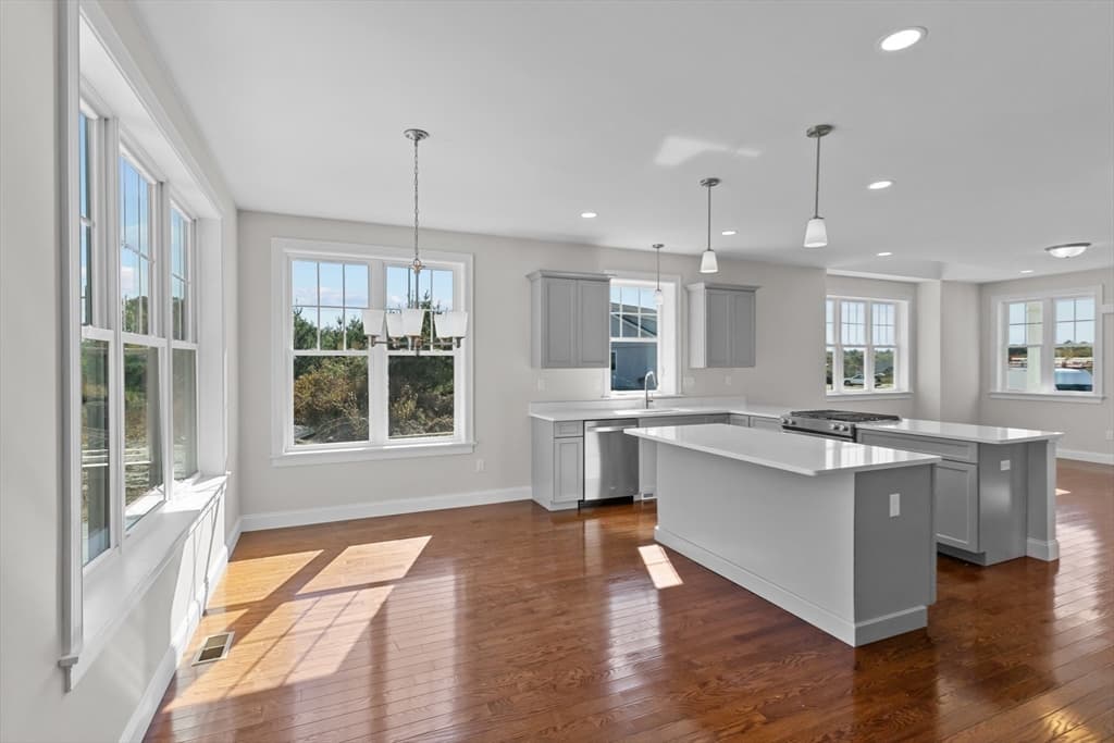 0-4 Hunter Circle, Rehoboth MA 02769 photo 9