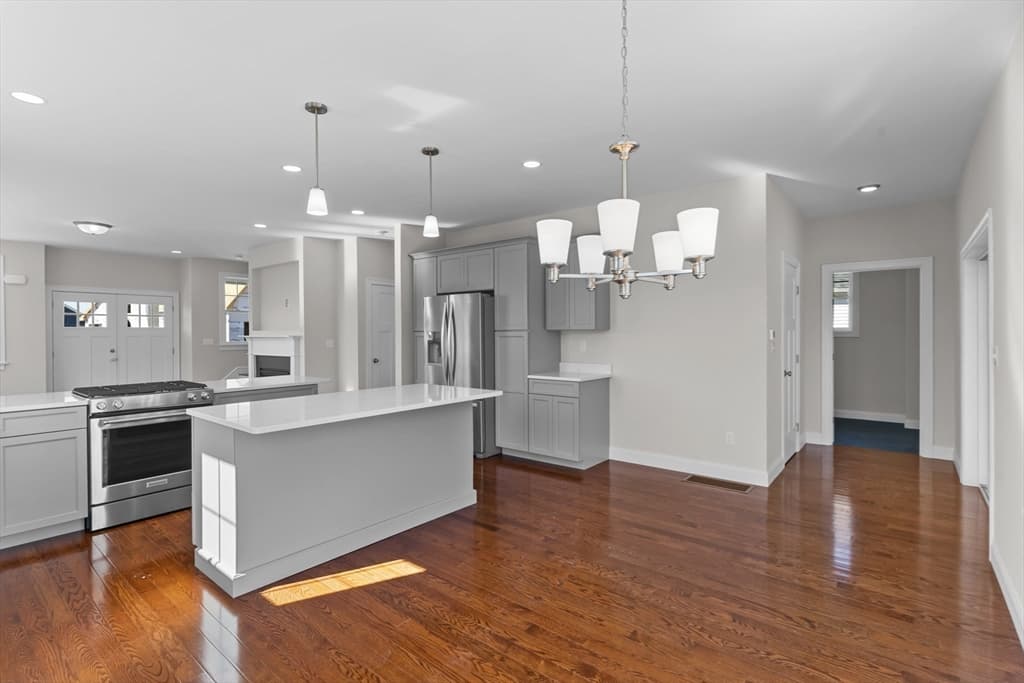 0-4 Hunter Circle, Rehoboth MA 02769 photo 8