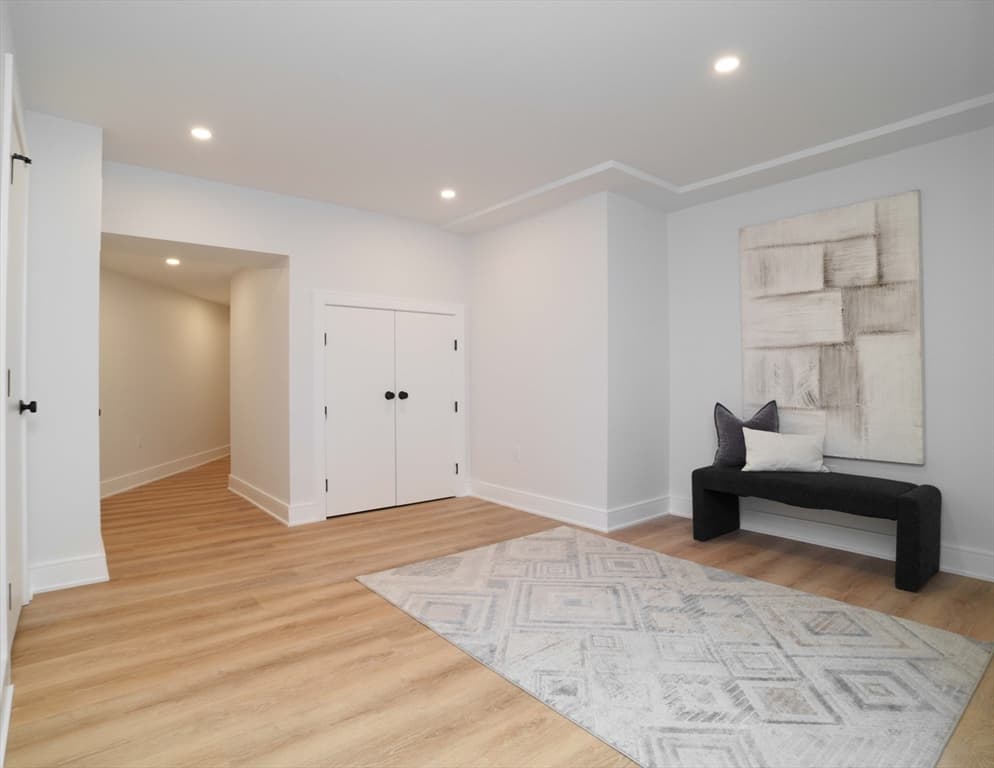 Condominium at 712 Watertown St # 712, Newton MA 02460, Newton, photo 25 of 32