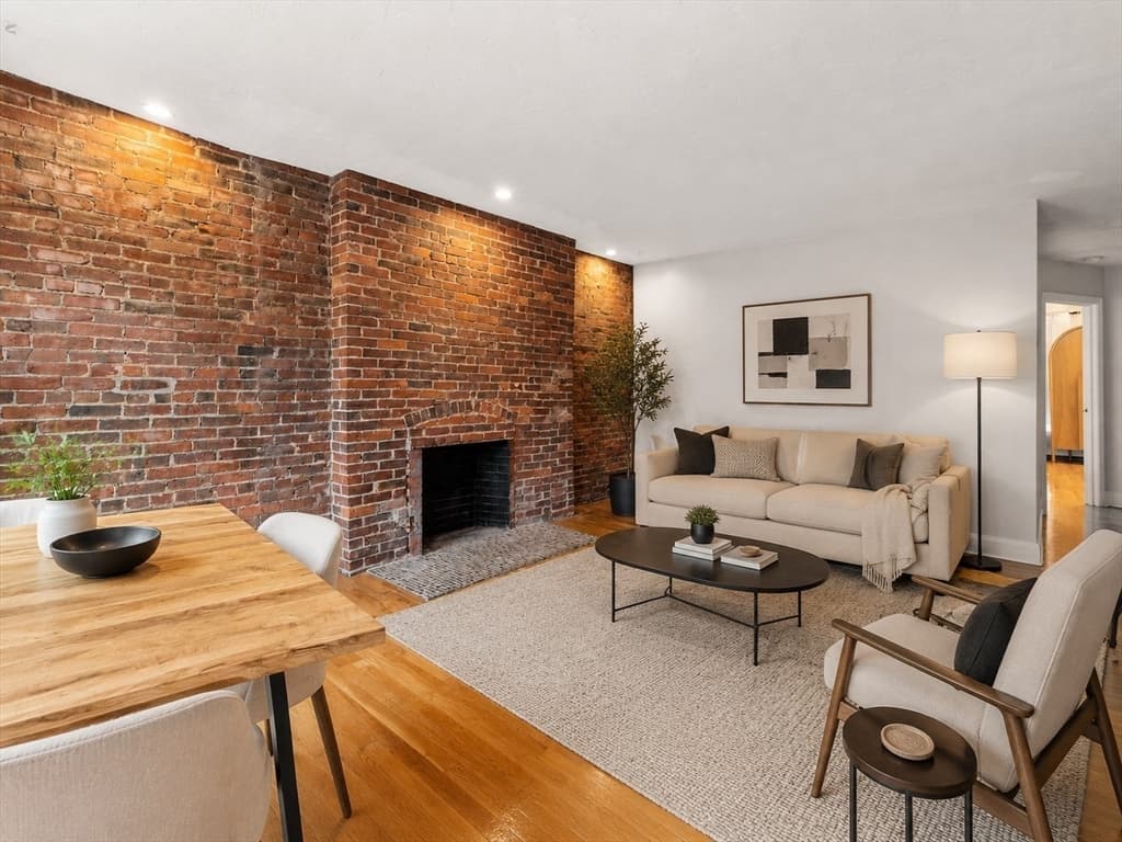 Condominium at 27 Saint Stephen St # 6, Boston MA 02115, Boston, photo 2 of 14