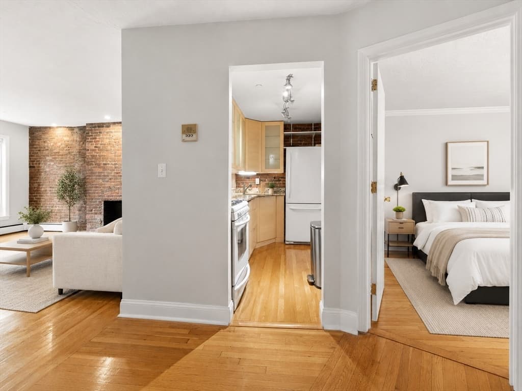 Condominium at 27 Saint Stephen St # 6, Boston MA 02115, Boston, photo 6 of 14
