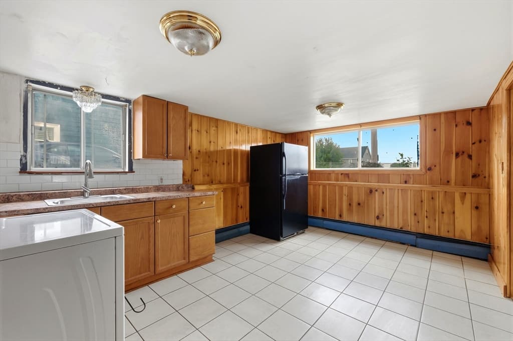 Single Family Residence at 105 Oakwood Ave, Revere MA 02151, Revere, photo 23 of 29