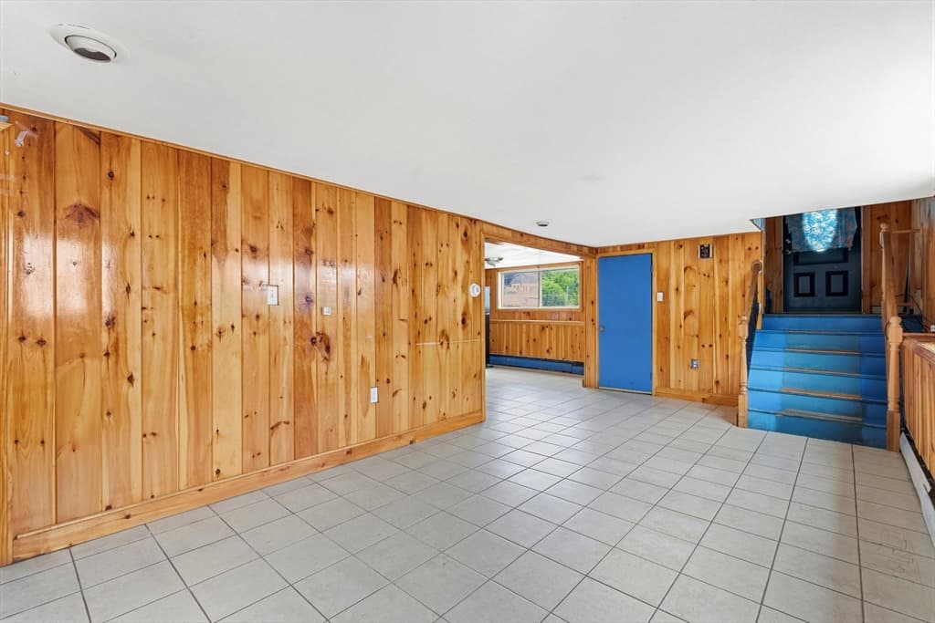 Single Family Residence at 105 Oakwood Ave, Revere MA 02151, Revere, photo 17 of 29