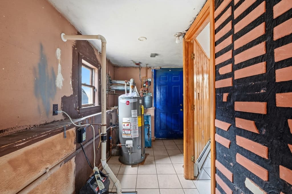 Single Family Residence at 105 Oakwood Ave, Revere MA 02151, Revere, photo 15 of 29