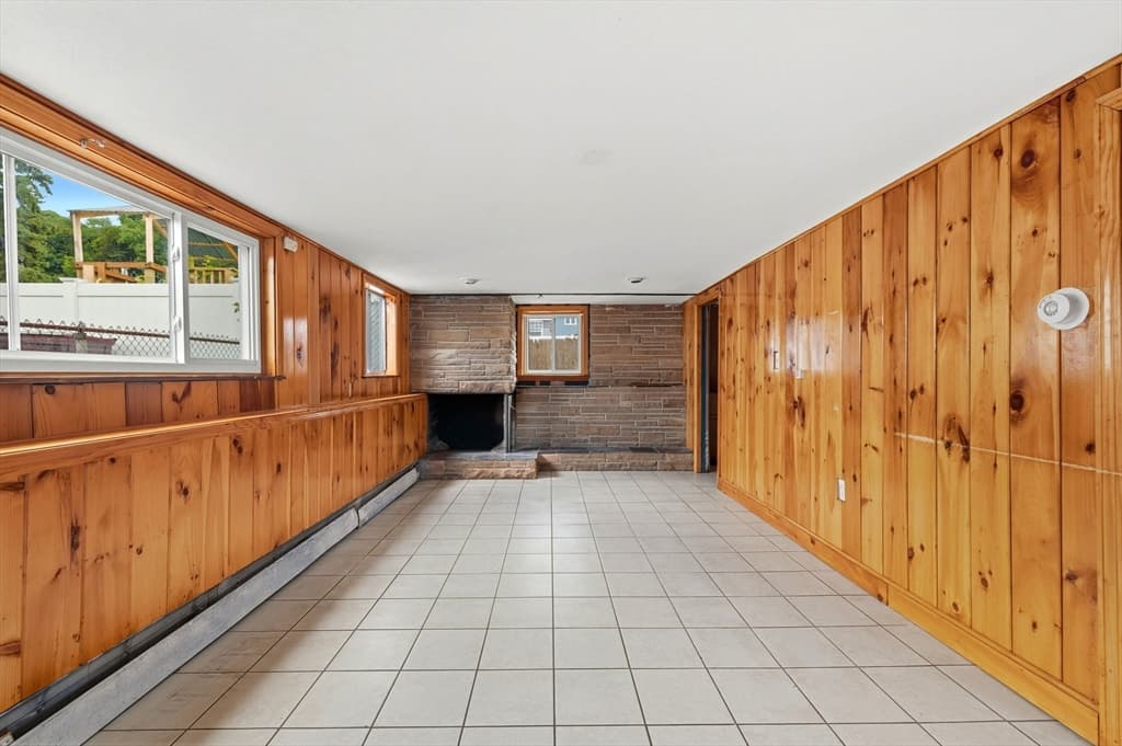 Single Family Residence at 105 Oakwood Ave, Revere MA 02151, Revere, photo 19 of 29