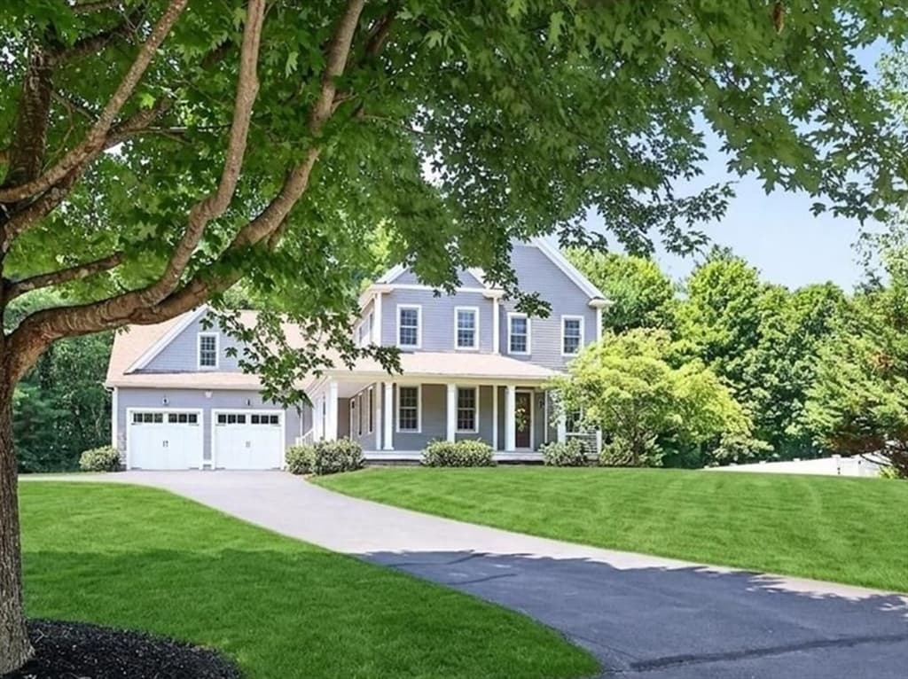 11 Jutila Farm Path, Hanover MA 02339