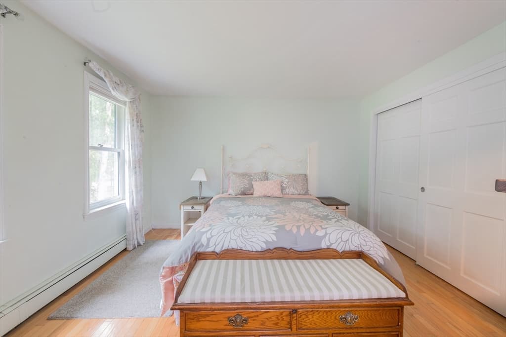 Single Family Residence at 2 Compton Ct, Plymouth MA 02360, Plymouth, photo 13 of 41